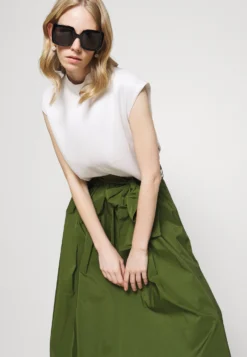 Zarda - A-Line Skirt - Verde -Esprid Shop b69739f5d1344d8da77e32c05e9879cb scaled