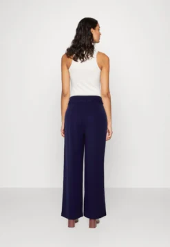 Anna Field Trousers - Dark Blue 8 Anna Field Trousers - Dark Blue -Esprid Shop b72bc11b17154604ae2729b9f738e2f1 scaled