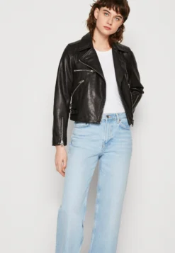 AllSaints Benyon Biker - Leather Jacket - Black -Esprid Shop b73f8045523c48a7a65384c94cef7b50 scaled