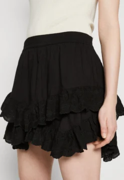 Sofie Schnoor Short Skirt - A-Line Skirt -Esprid Shop b80a834e3d8a43cf872192faba5e695f scaled