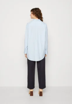 Gant Luxury - Button-Down Blouse 8 Gant Luxury - Button-Down Blouse -Esprid Shop bb2d476f70c14d619faf7ade09450f9a scaled