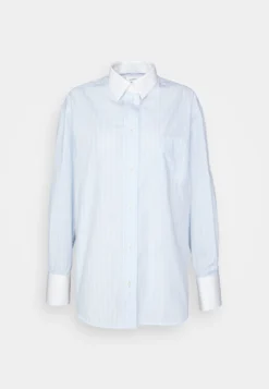 Victoria Beckham Oversized Mens - Button-Down Blouse - Sky Blue/White -Esprid Shop bbfa455fd58840b38706303fc31ce3ff scaled