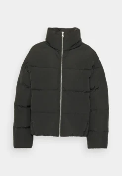 Colmar Originals Down Jacket - Black -Esprid Shop bc54cf90f28d4d2b93d9199e579243d7 scaled