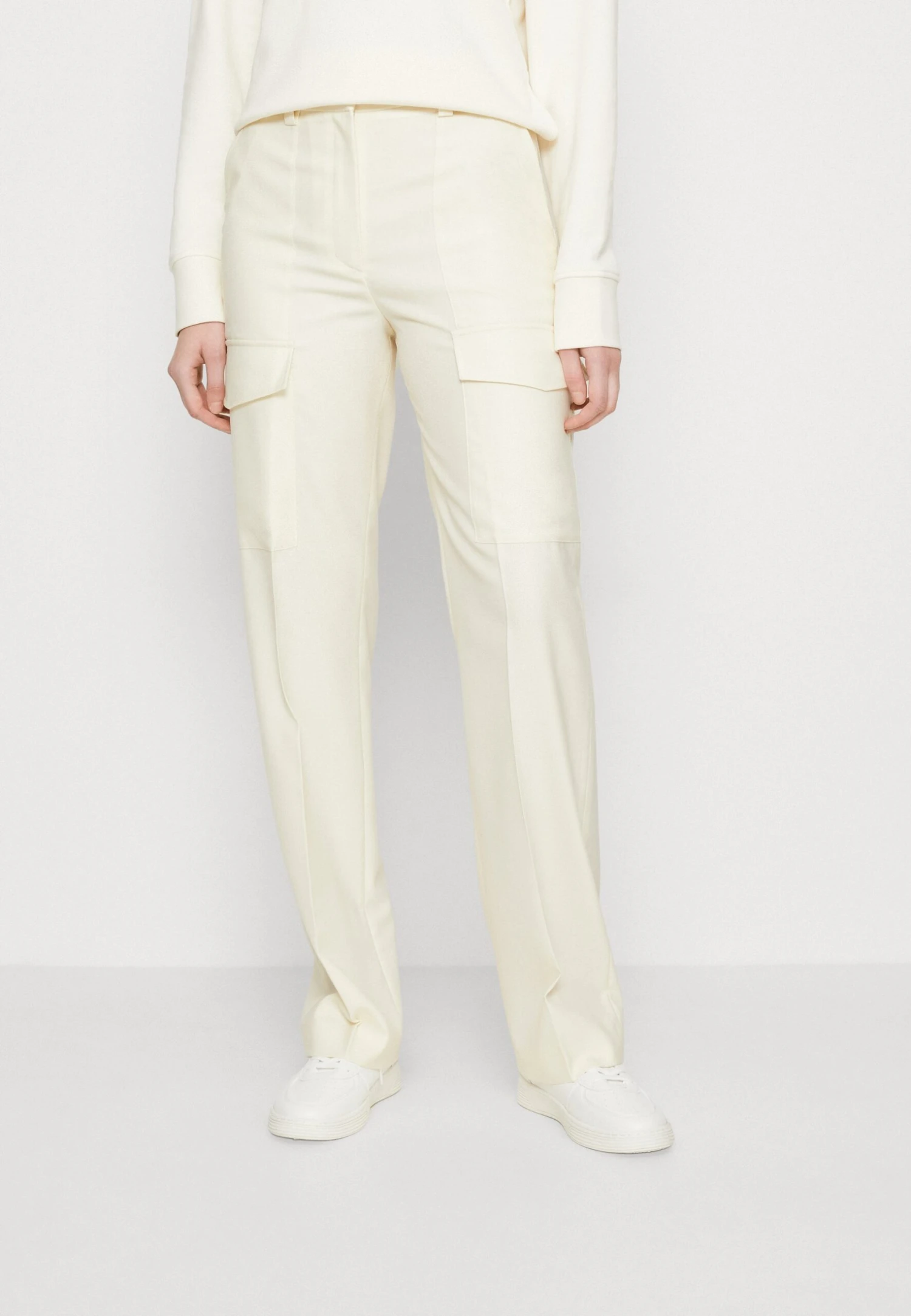 Gant Fluid Pants - Cargo Trousers - Cream 1 Gant Fluid Pants - Cargo Trousers - Cream