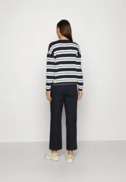 ESPRIT Oversiz - Jumper - Dark Blue -Esprid Shop c657581caaef4c48a2d0c862cd238830 scaled