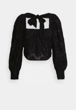 Laura - Blouse - Black -Esprid Shop c6eedf55552a4ab2883a06c7bd83c88b scaled