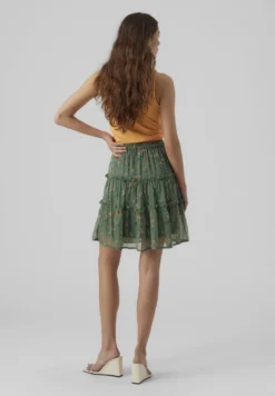 Vero Moda Vmsmilla Short Frill Skirt - A-Line Skirt -Esprid Shop c819b2d36aa346f0a6ec15852b05a8da