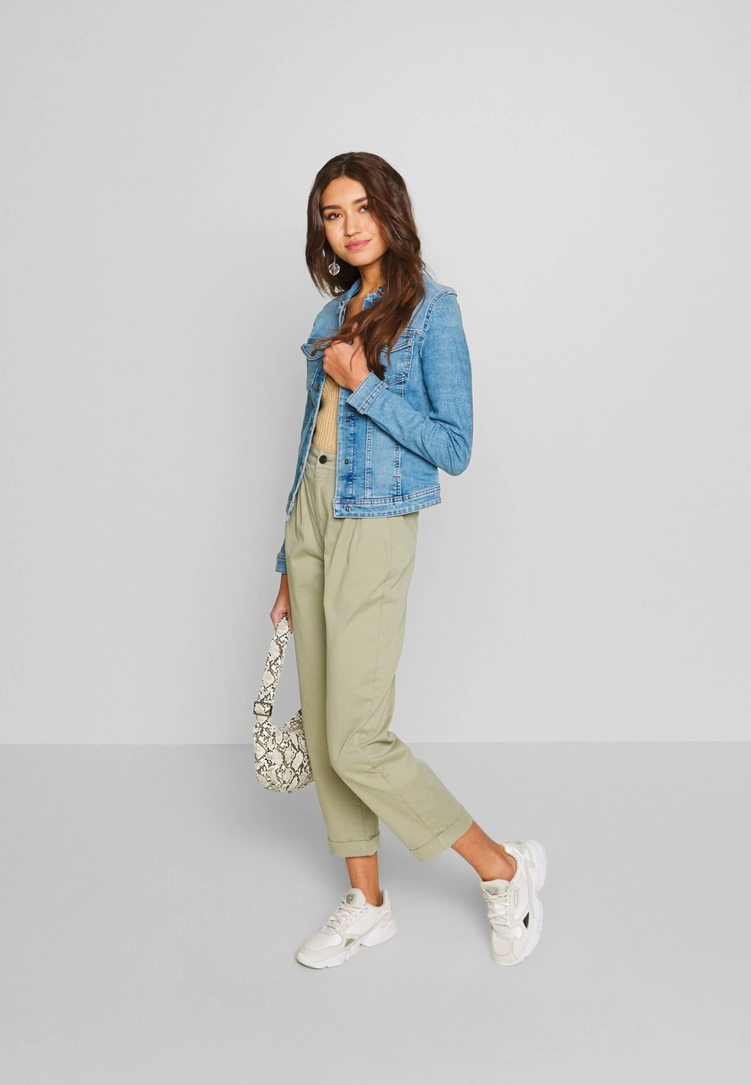 ONLY Onlwesta Jacket- Denim Jacket - Light Blue Denim 2 ONLY Onlwesta Jacket- Denim Jacket - Light Blue Denim - Image 2