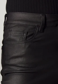 Objbelle Coated Flared Pants - Trousers 11 Objbelle Coated Flared Pants - Trousers -Esprid Shop caadd42470664fe5b97759a854a93046 scaled