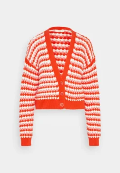 ESPRIT Chunky Tape - Cardigan - Orange Red -Esprid Shop cd90a5165b994aaabc9e2fc364266ce7 scaled