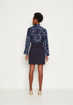 Gant Chino Skirt - Pencil Skirt - Evening Blue -Esprid Shop cf884cf3b549459ab9a0aa4018d6d755 scaled