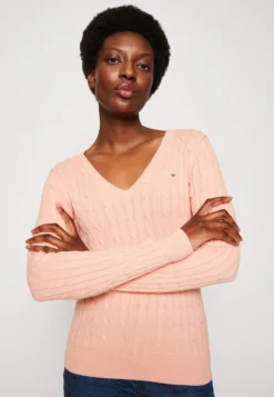 Gant Stretch V Neck - Jumper - Guava Orange -Esprid Shop d06539b5c61a4359a49f9a165b241435 scaled