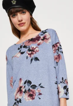 ONLY ElcosJrs Noos - Jumper - Blue -Esprid Shop d68cba610c444b0e80d6f6fc02f1fad5 scaled