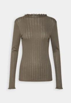 Modström Issy T Neck - Jumper - Espresso -Esprid Shop dcd91a8ee7154921a26e5c1932eec4f5 scaled