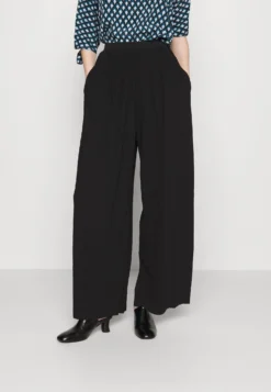 Max Mara Leisure Alfonsa - Trousers - Nero