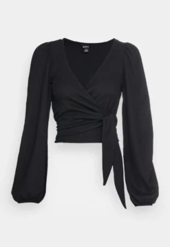Monki Long Sleeved Top - Black Dark -Esprid Shop e975aa92d0954399843eac010e1b76a9 scaled