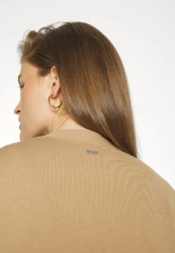 Boss Fanshui - Cardigan - Medium Beige -Esprid Shop fef1c79351e24f95aae8a72b1bea0ffa scaled